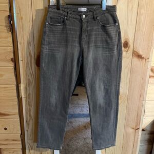 Loft The Girlfriend Jeans NWOT 99% Cotton, 1% Elastane Grey